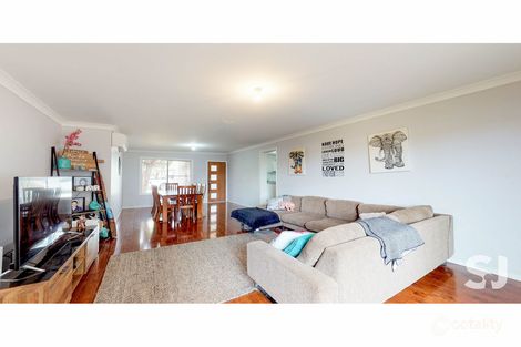 Property photo of 6 Salter Drive Dubbo NSW 2830