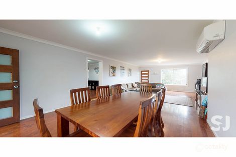 Property photo of 6 Salter Drive Dubbo NSW 2830