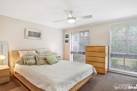 Property photo of 20 Cameron Crescent Kincumber NSW 2251