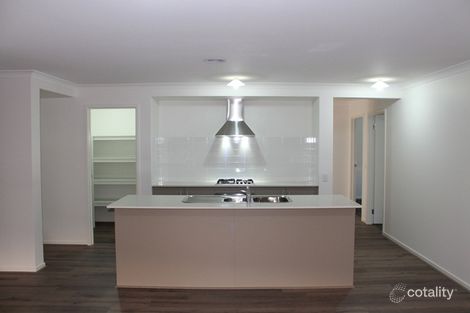 Property photo of 24 Rod Laver Way Baranduda VIC 3691