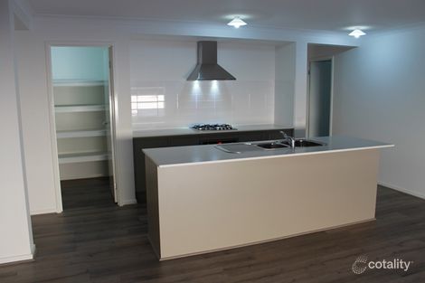 Property photo of 24 Rod Laver Way Baranduda VIC 3691