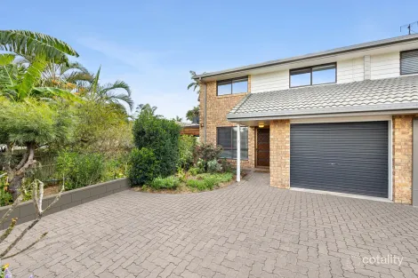1/33 First Ave, Coolum Beach, QLD 4573