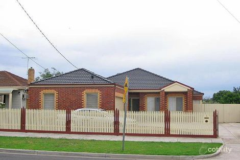 8 Melbourne Ave, Glenroy, VIC 3046