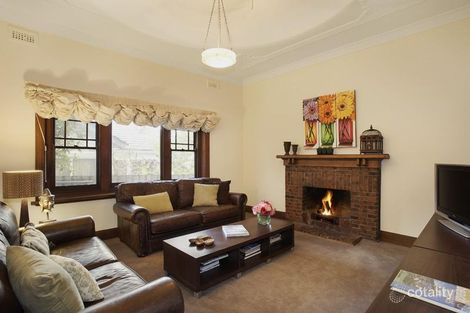 Property photo of 38A Essex Road Surrey Hills VIC 3127