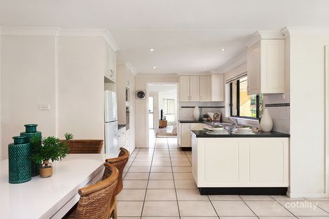 Property photo of 11 Iranda Avenue Niagara Park NSW 2250