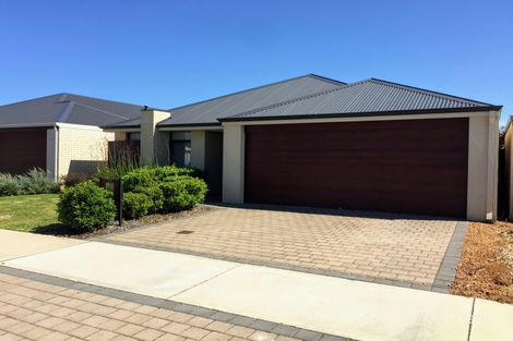 Property photo of 29 Bellas Circuit Piara Waters WA 6112