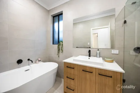 Property photo of 17 Stanfield Avenue Windsor Gardens SA 5087