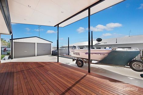 Property photo of 11 Deedes Crescent Bushland Beach QLD 4818