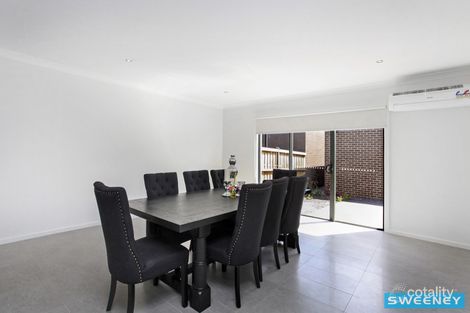 Property photo of 18 McKillop Way Fraser Rise VIC 3336