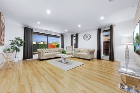 Property photo of 40 Dahlia Crescent Keysborough VIC 3173