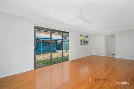 Property photo of 23 Warner Avenue Tuggerawong NSW 2259