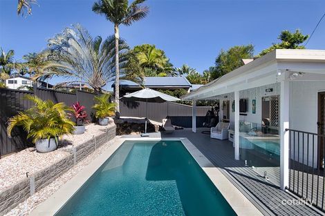 Property photo of 20 Crest Drive Elanora QLD 4221