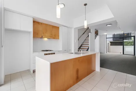 17/26 Donkin St, West End, QLD 4101