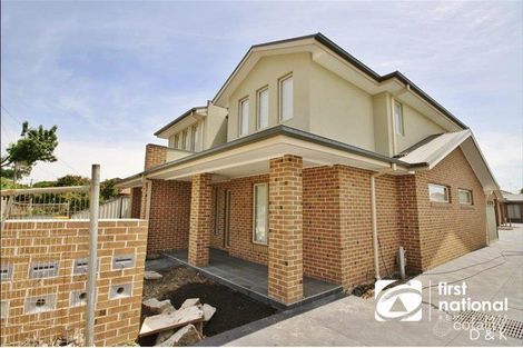 2/4 Adelaide St, Albion, VIC 3020