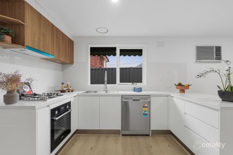 Property photo of 15 Sundowner Avenue Clarinda VIC 3169