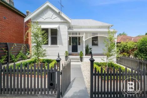 Property photo of 308A Lydiard Street North Soldiers Hill VIC 3350
