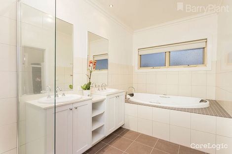 Property photo of 18 Snowbush Terrace Point Cook VIC 3030