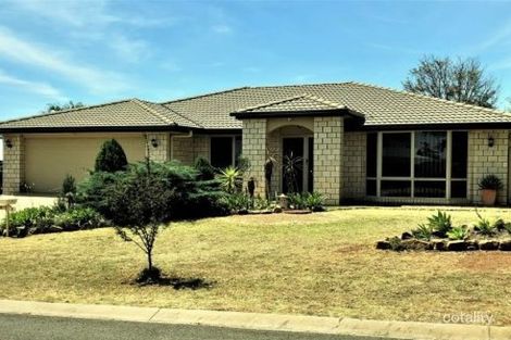 Property photo of 3 Page Court Kearneys Spring QLD 4350