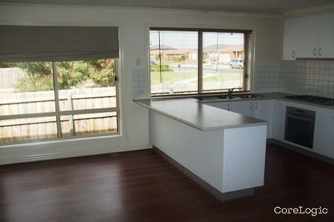 Property photo of 22 Alfred Park Drive Tarneit VIC 3029