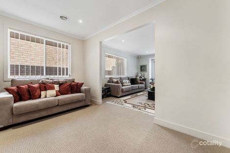 Property photo of 7 Oakview Parade Caroline Springs VIC 3023