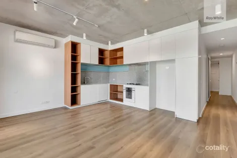 102/8 HOPE ST, BRUNSWICK, VIC 3056