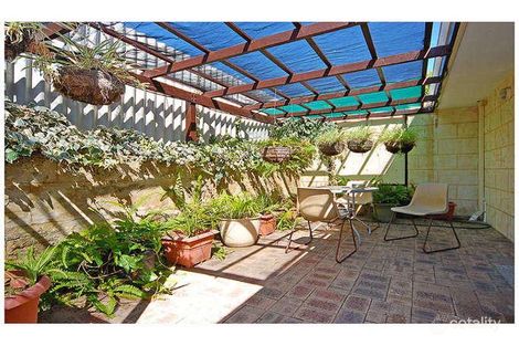 Property photo of 4 Redbud Trail Edgewater WA 6027