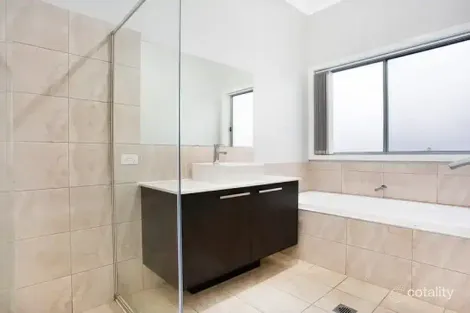 Property photo of 64 Springbrook Boulevard North Kellyville NSW 2155