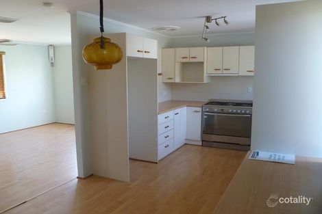 Property photo of 8 Pine Street Flinders View QLD 4305