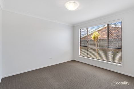 Property photo of 2/30 Horrocks Crescent Kearneys Spring QLD 4350