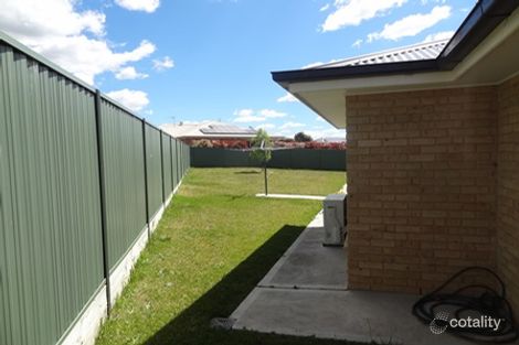 Property photo of 4 Mulley Close Windradyne NSW 2795