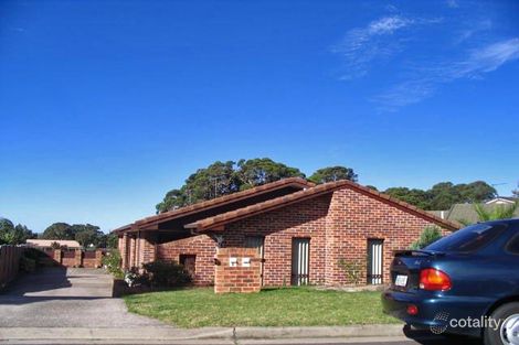 13 Charlotte Cres, Albion Park, NSW 2527