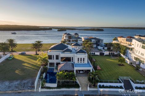 Property photo of 16 Knightsbridge Parade West Paradise Point QLD 4216