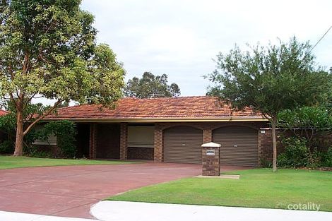 22 Ailsworth Ct, Thornlie, WA 6108