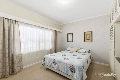Property photo of 74 Stephensons Road Mount Waverley VIC 3149
