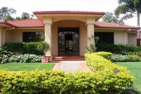 Property photo of 77 Highvale Drive Helensvale QLD 4212