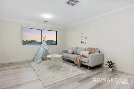 Property photo of 16 Astra Avenue Truganina VIC 3029