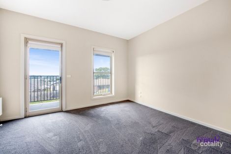 Property photo of 27 Shetland Court Pakenham VIC 3810