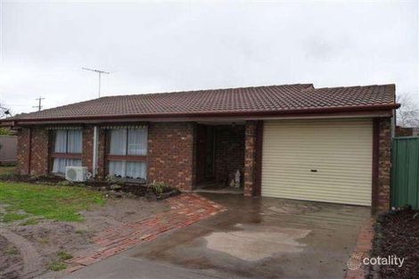 Property photo of 28 Molbray Street Wendouree VIC 3355