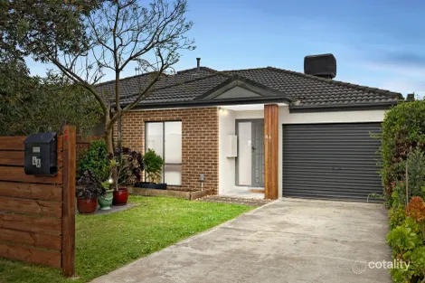 4a Madden St, Seaford, VIC 3198