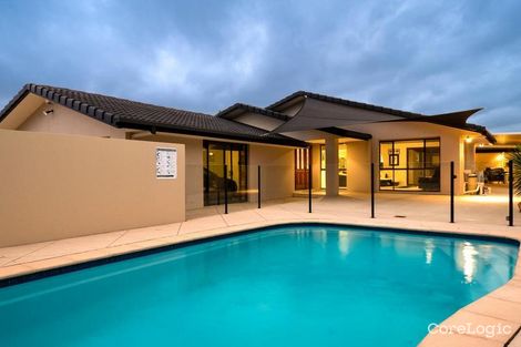 Property photo of 31 Walter Raleigh Crescent Hollywell QLD 4216