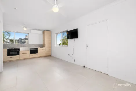 Property photo of 4/22 Laura Street Highgate Hill QLD 4101