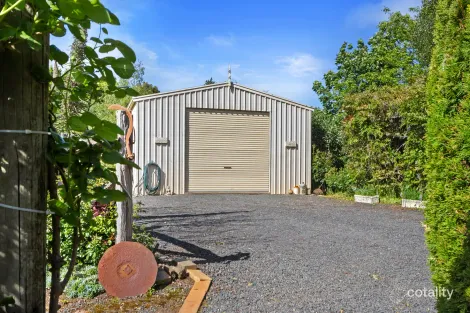 Property photo of 9 Hall Road Mount Eccles VIC 3953