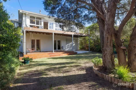 Property photo of 3 Macfarlan Avenue Blairgowrie VIC 3942