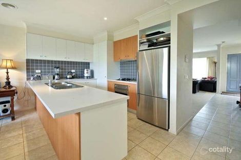 Property photo of 29 Wentworth Drive Taylors Lakes VIC 3038