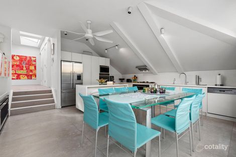 7/3 Garden Ct, Elwood, VIC 3184