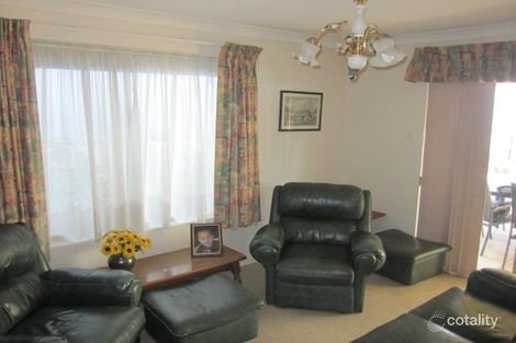 Property photo of 17 Rapania Rise Yangebup WA 6164