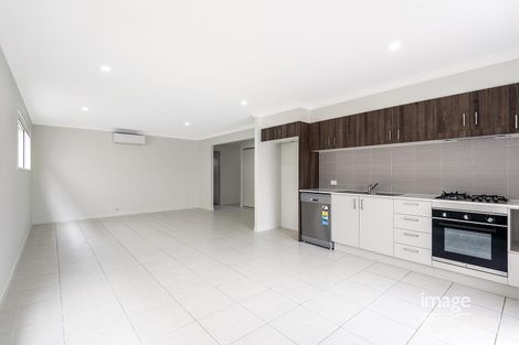 Property photo of 4 Cairo Way Spring Mountain QLD 4300
