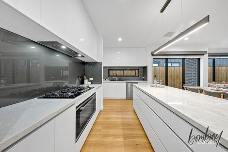 16 Saffron St, Greenvale, VIC 3059