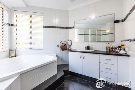 Property photo of 3 Vetiver Link Atwell WA 6164
