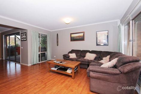 Property photo of 19 Dunn Crescent Langwarrin VIC 3910
